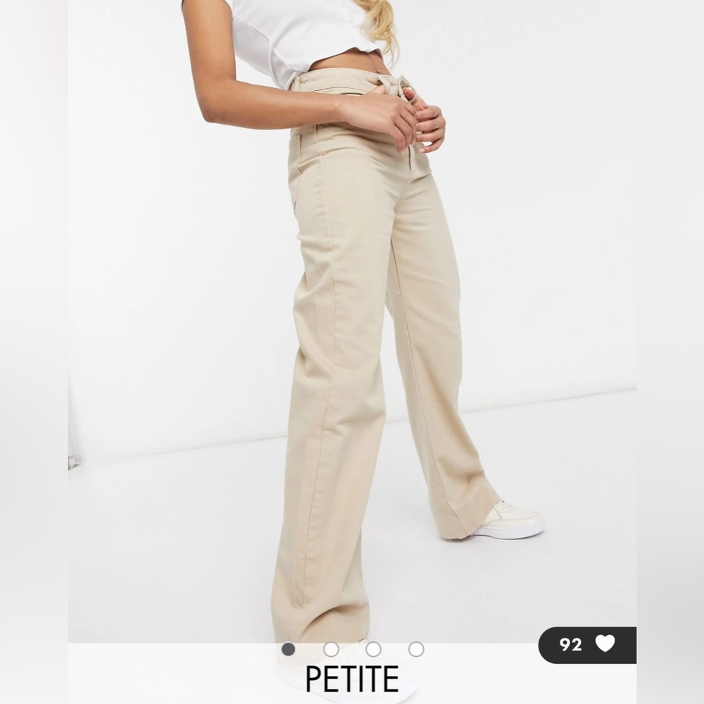 Stradivarius Petite 90d Dad Jean in Cream